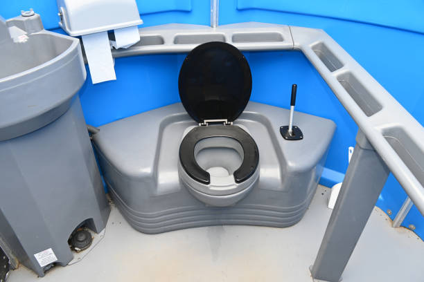Porta potty delivery and setup in Longview, TX